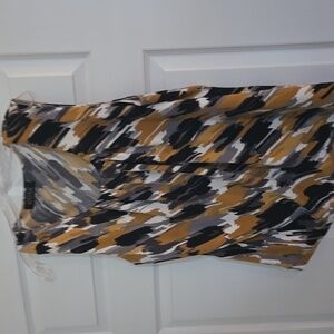 Kasper Abstract Print Sleeveless Top - Gold and Gray